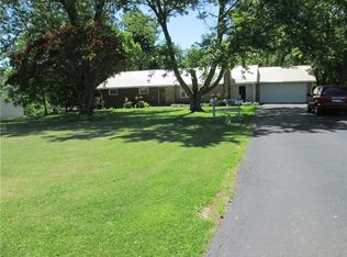 111 Linden St, Beaver Falls, PA 15010