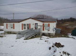 352 Lee Rd, Granville, NY 12832