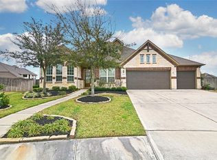 25707 Oakwood Knoll Dr, Katy, TX 77494