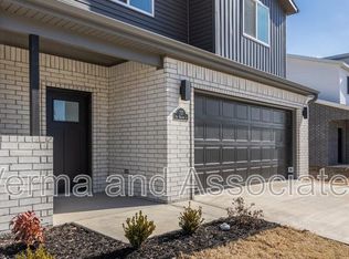 717 Sun Meadow Dr UNIT 717, Centerton, AR 72719