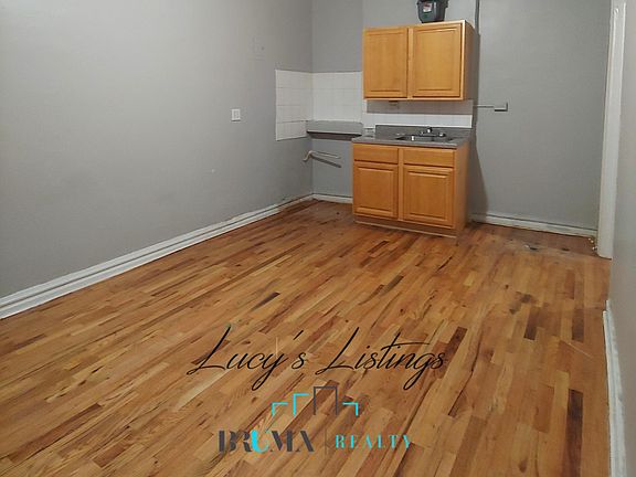 3rd image of 1970 Walton Ave #4M