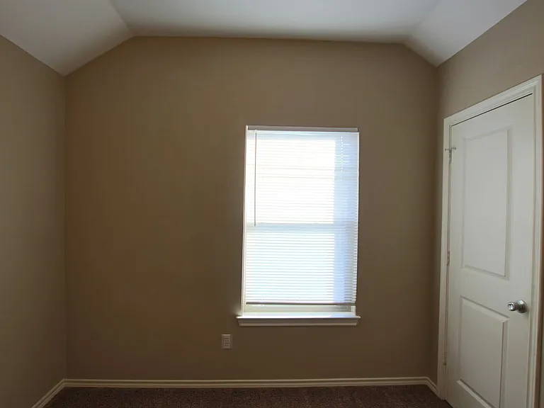 Brad Circle 1234 — Photo 19