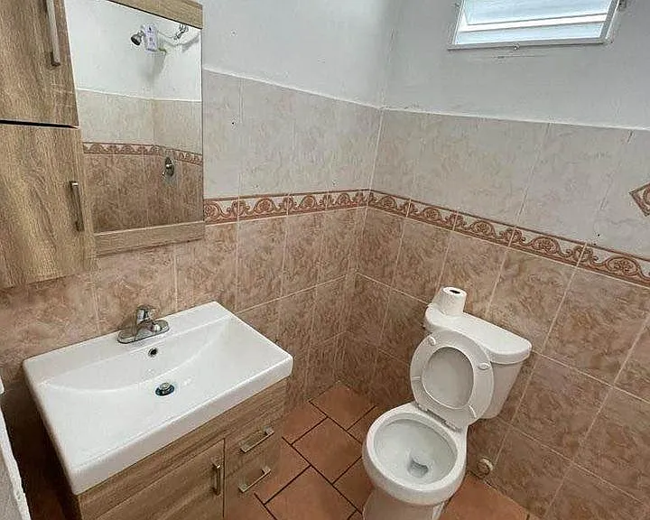 Unit Photo