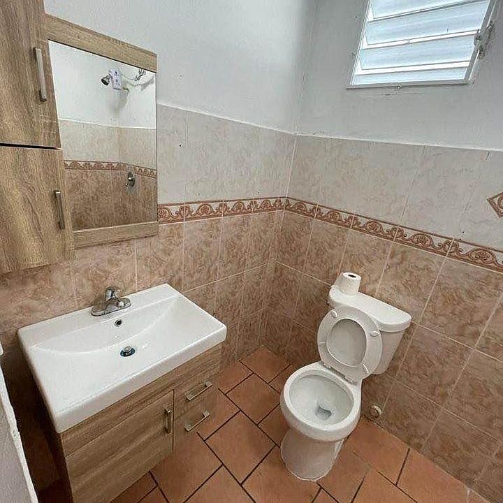 Unit Photo