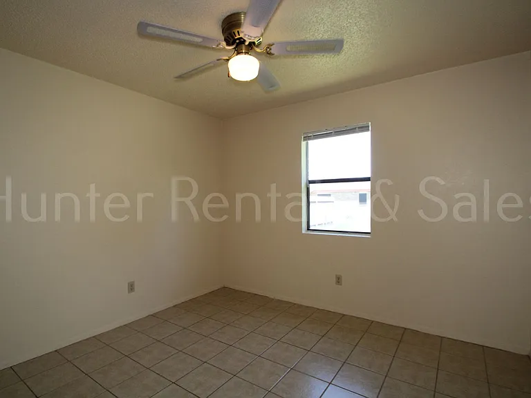 2804 Derby Dr — Photo 20