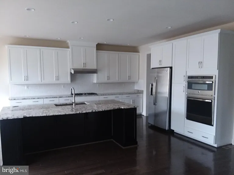 22595 Windsor Locks Sq — Photo 29