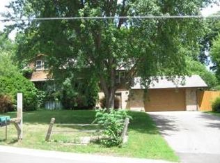 5028 Woodridge Rd, Mound, MN 55364