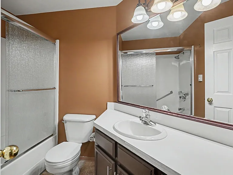 1075 Mildred Ln SE — Photo 38