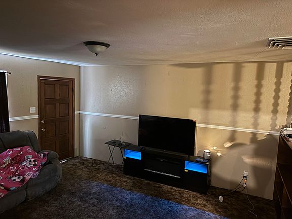 4th image of 1115 Baxley Ln