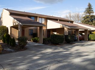 1104 SE Excalibur Dr, Grants Pass, OR 97526