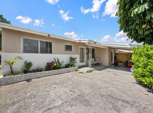 313 SW 7th St, Hallandale, FL 33009