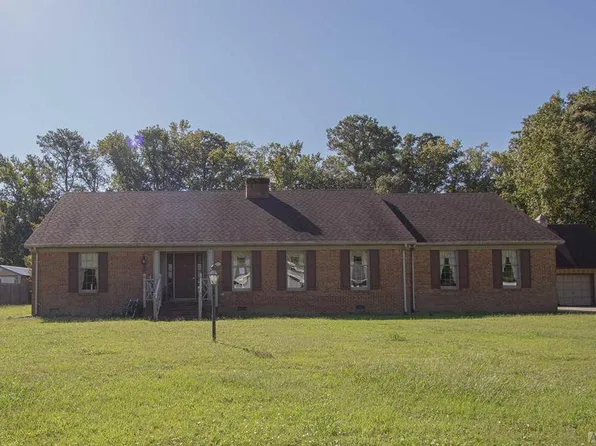 107 Villa Acres, Elizabeth City, NC 27909