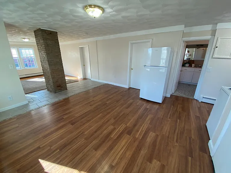 98 Dean St #2 — Photo 2