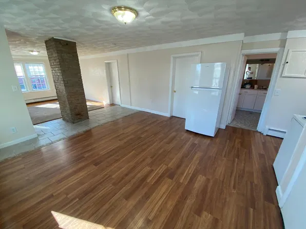 98 Dean St APT 2, Providence, RI 02903