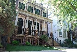 3rd image of 1911 W Cuyler Ave