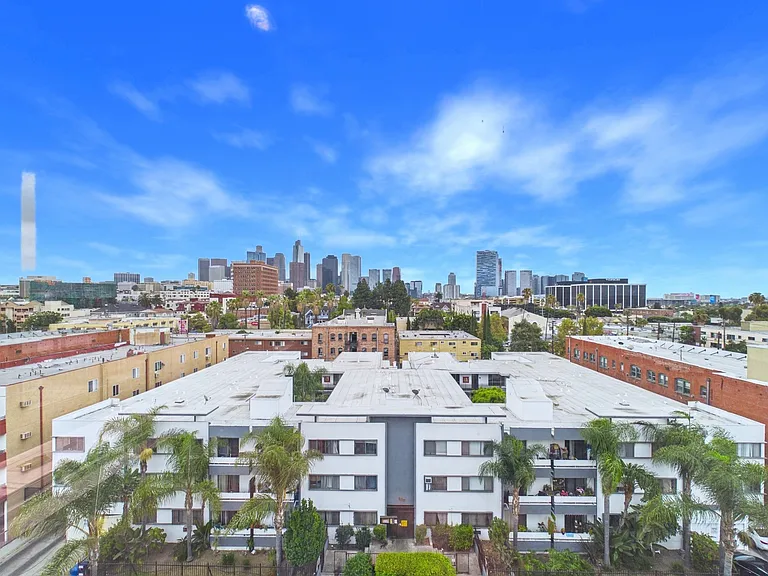 Diamante Apartment Homes — Photo 29