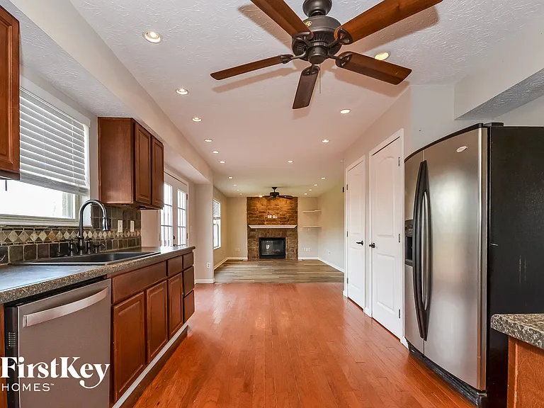 5456 Shady Meadows Dr — Photo 6