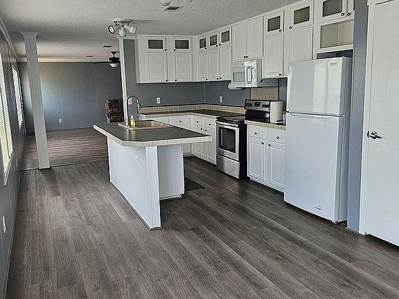 Open Kitchen