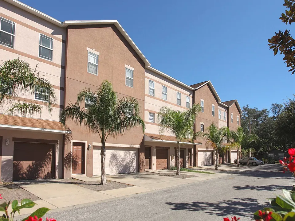 Tampa Commons