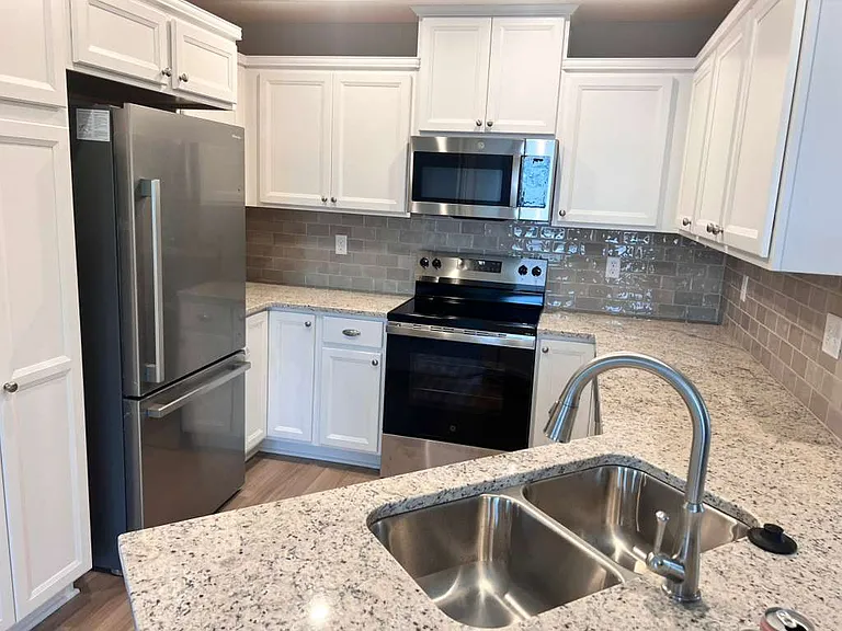 2659 Verdant Ln — Photo 6