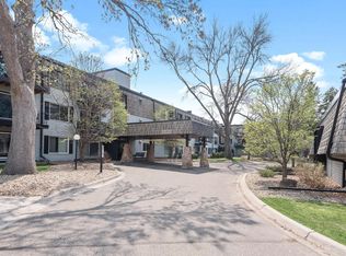 183 Little Canada Rd #106, Little Canada, MN 55117