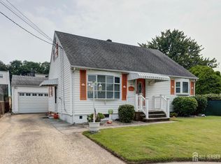 4 Jasko Ct, South Amboy, NJ 08879