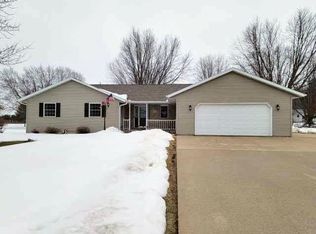 7978 Evergreen St, Hewitt, WI 54441