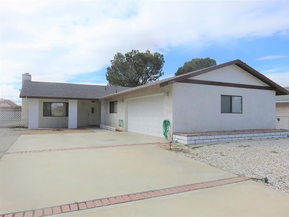1st image of 13140 Riverview Dr