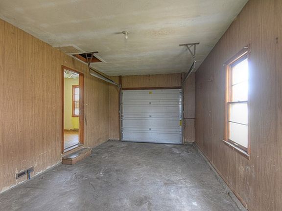 3rd image of 4711 Kimball Ave