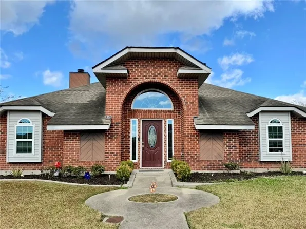 22 Gladiola Ct, Marrero, LA 70072