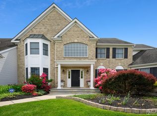 3 Cubberly Ct, Cranbury, NJ 08512