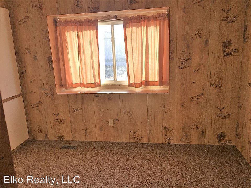 2nd image of 396 Berry Creek Dr