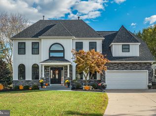 4 Smethwycke Dr, Cinnaminson, NJ 08077
