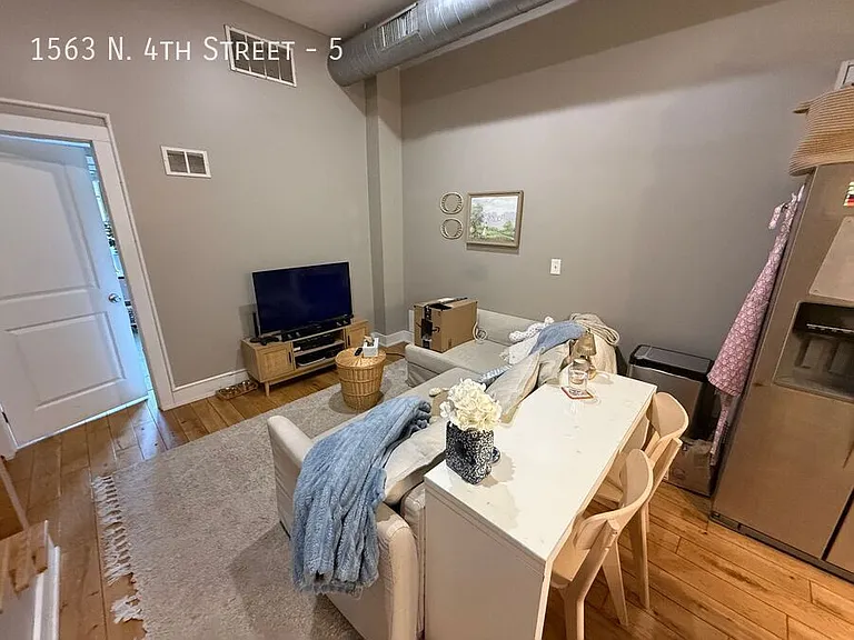 1563 N 4th St #5 — Photo 4
