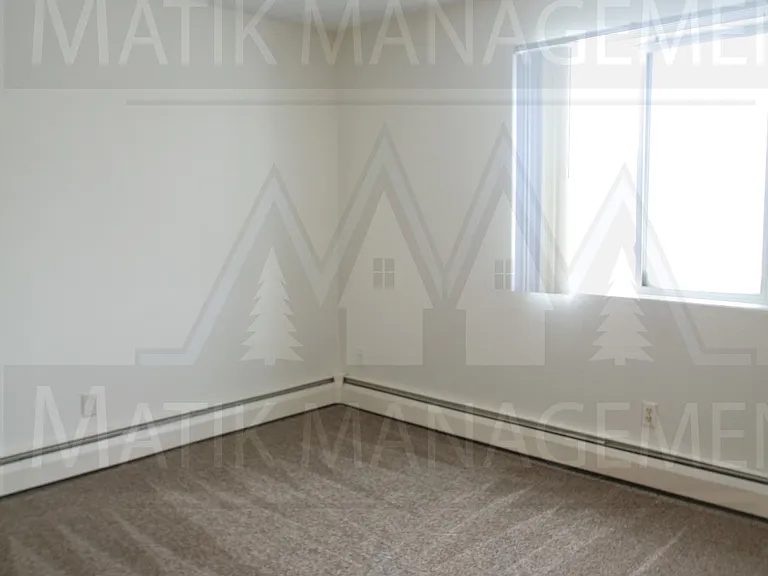 302 6th St SW #302 — Photo 9
