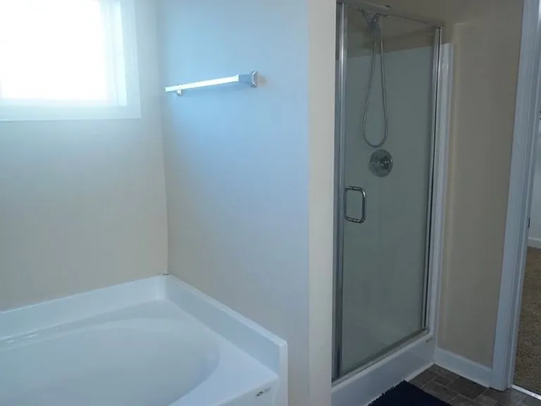 1661 Stackhouse Dr — Photo 4