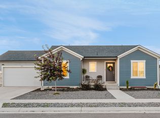 2415 E Boxwood Ln, Eagle Mountain, UT 84005