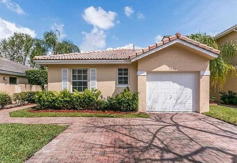 1st image of 8921 NW 53rd St