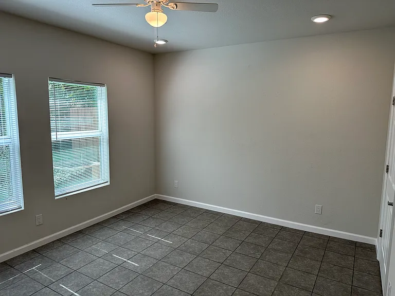Very Spacious Primary Bedroom