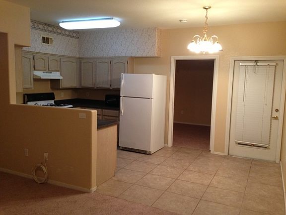 5th image of 3400 Cabana Dr Unit 2011
