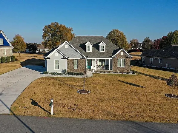 108 Verde Ct, Greenwood, SC 29649