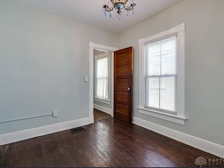 144 Central Ave — Photo 23