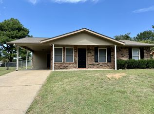 107 Math Ln #R, Roland, OK 74954