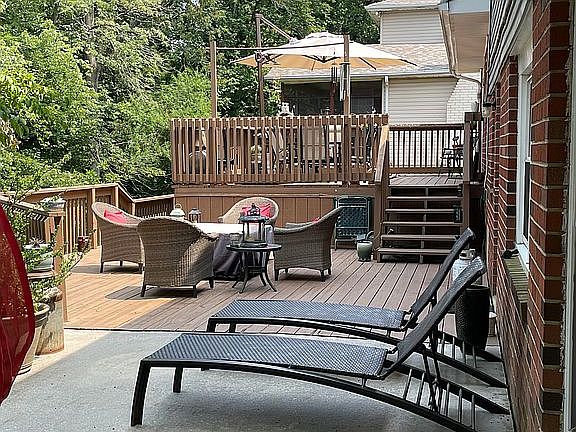 Two Tier Party Deck