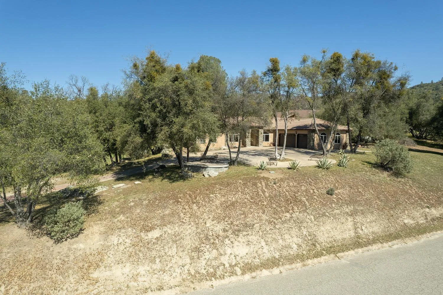 46373 Wallu Ln photo 1