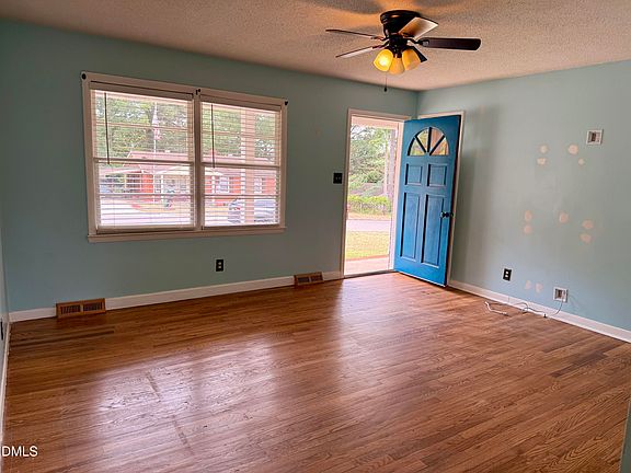 5th image of 328 Virginia St