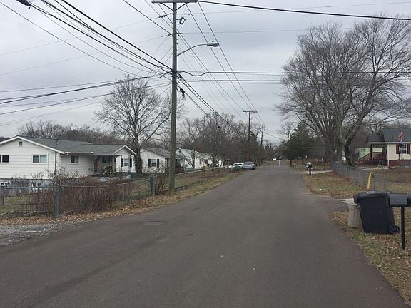4th image of 3311 Forestdale Ave