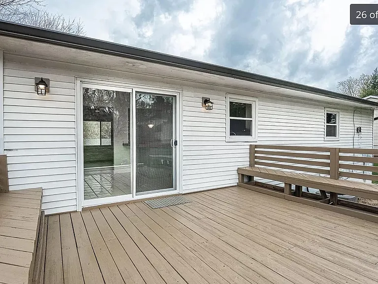1423 E Dunstan Dr — Photo 29