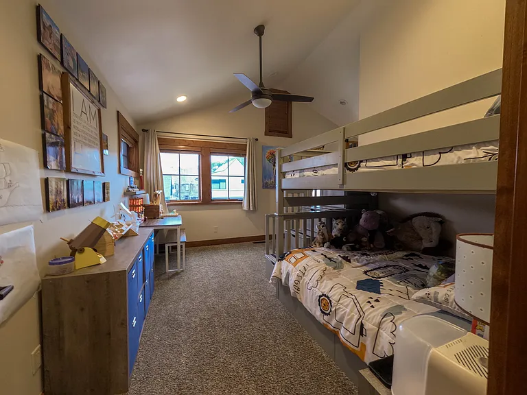 Upstairs Bedroom 1
