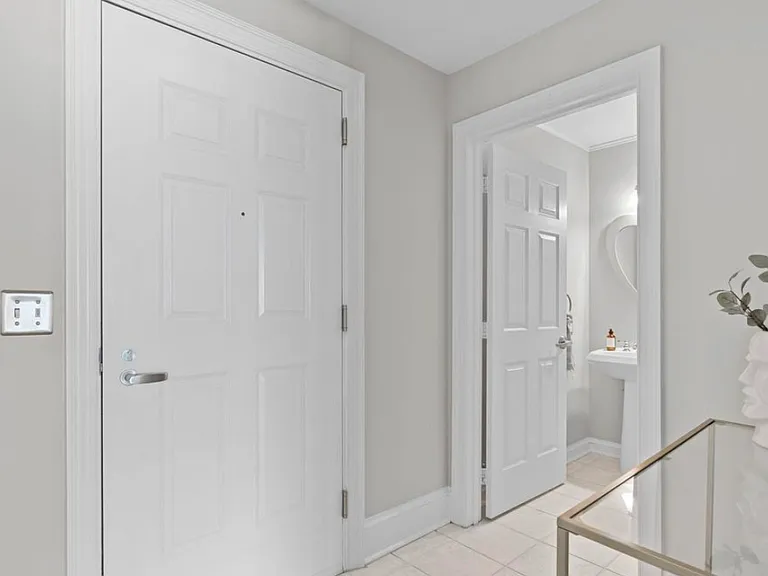 510 Glenwood Ave #402 — Photo 5